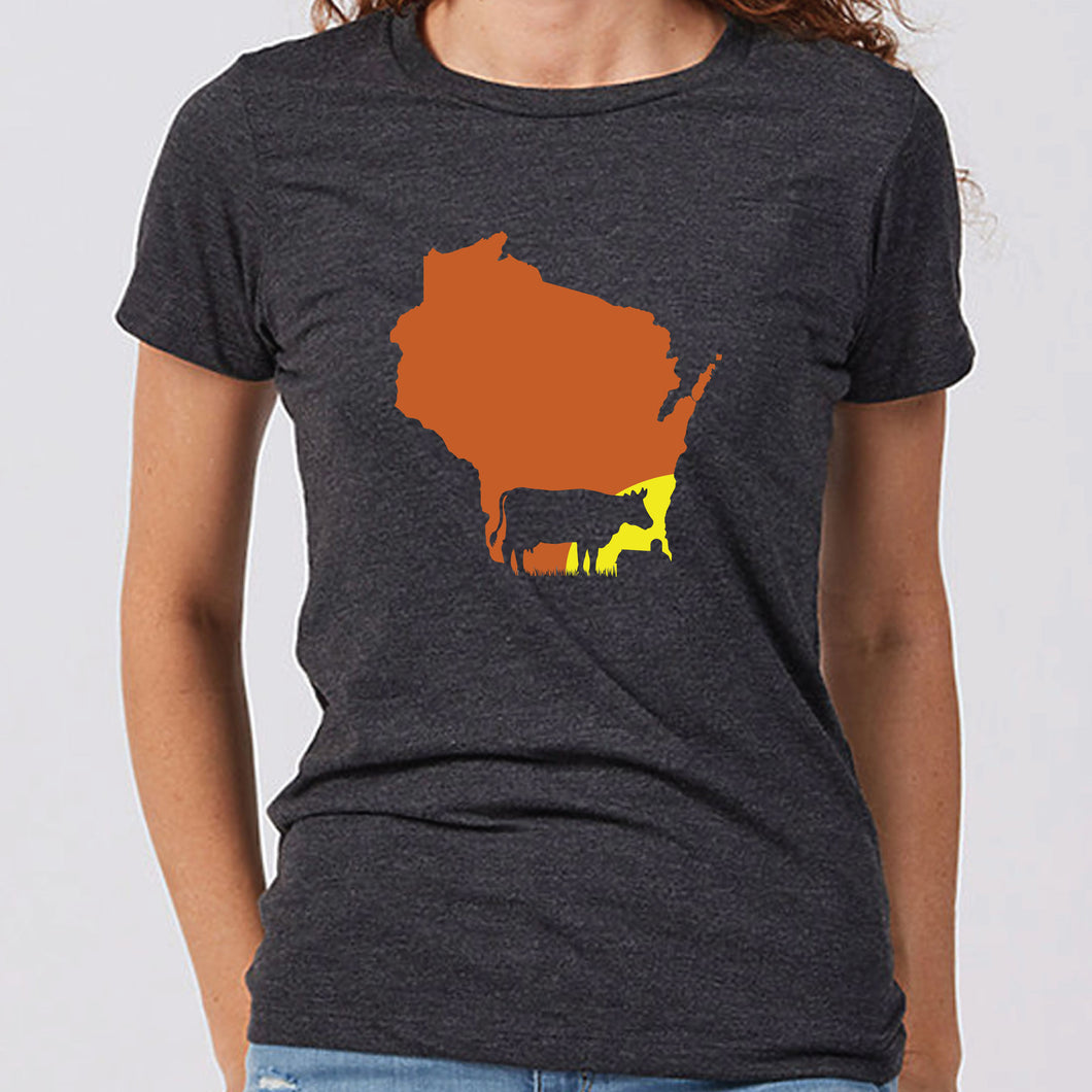 Women's Cow Sunset Wisconsin T-Shirt